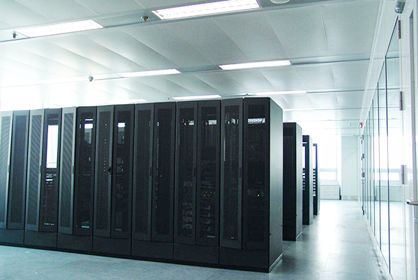 機(jī)房電氣工程-2.jpg 機(jī)房電氣工程-2.jpg